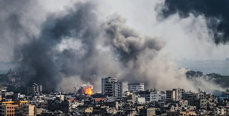 Intensified Israeli Offensive in Gaza Threatens Ceasefire Negotiations