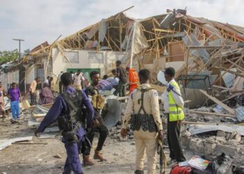 Car Bomb Kills Five In Mogadishu