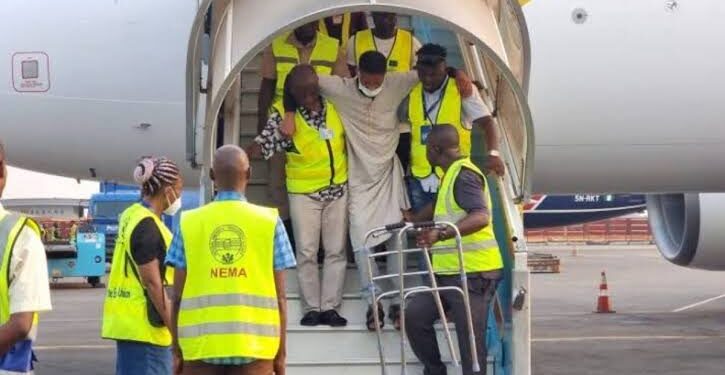 FG Brings 190 Nigerians Home From UAE
