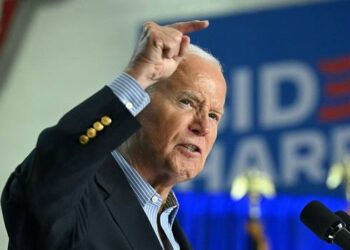 Biden’s Campaign on Life Support as Democrats Demand He Quit