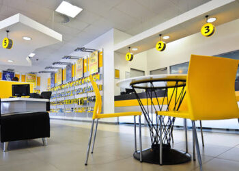 Nigeria SIM Card Crisis: Protesters Storms MTN Office