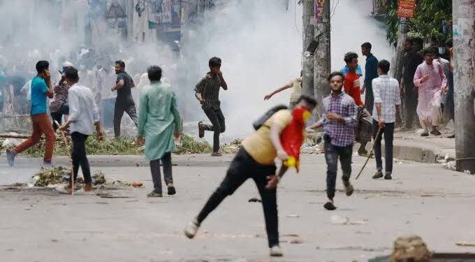 Bangladesh Supreme Court Scraps Job Quotas Amid Deadly Protests