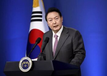 Massive Petition for Impeachment of South Korean President Faces Technical Delays and Political Hesitance