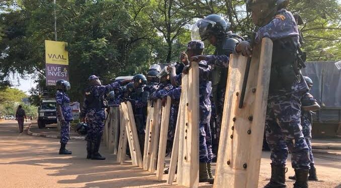 Uganda: Security Forces Detain Youth Protesters in Kampala