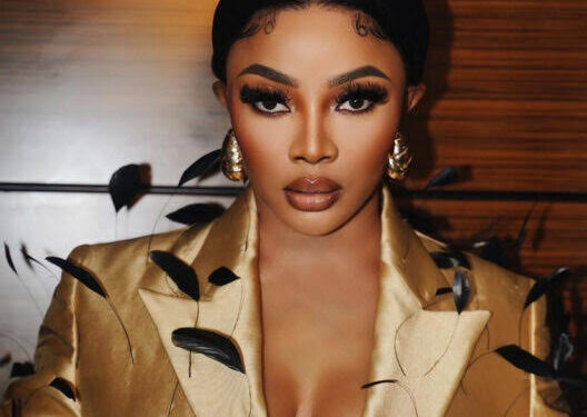 Toke Makinwa Singles out Married Ladies For Hypocrisy