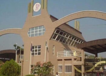 UNIBEN Suspends Classes Indefinitely Amid Student Protests