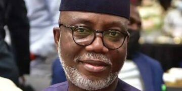 Aiyedatiwa distributes N1 billion to pay gratuity