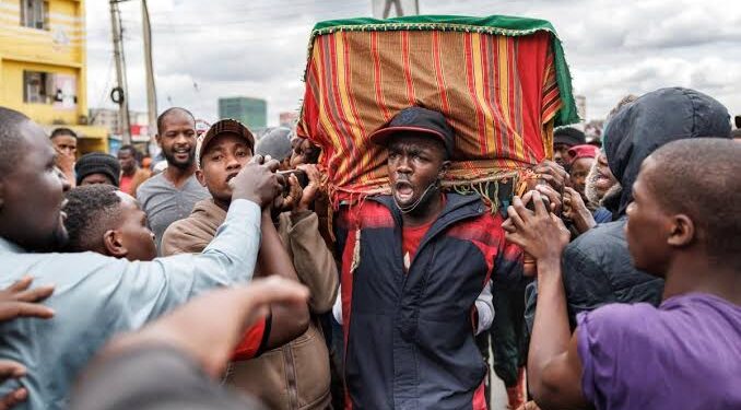 Kenya Citizen Protests After Finding Nine Dead in a Dumpsite