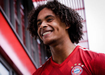 Manchester United Sign Joshua Zirkzee from Bologna for £35 Million