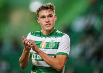 Manchester United Close In on PSG Midfielder Manuel Ugarte Amid Transfer Talks