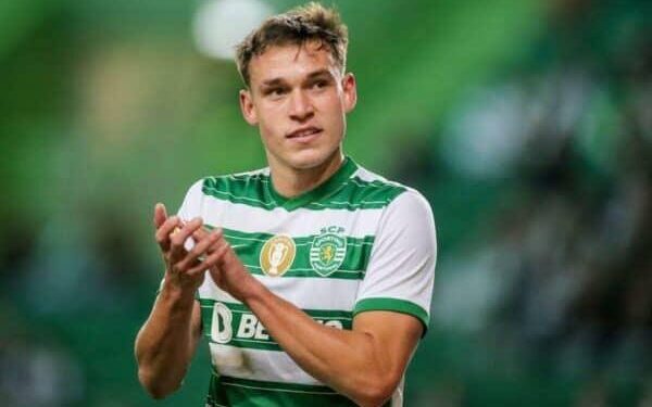 Manchester United Close In on PSG Midfielder Manuel Ugarte Amid Transfer Talks