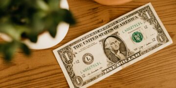 BRICS De-dollarization: Zambia ditches US dollar