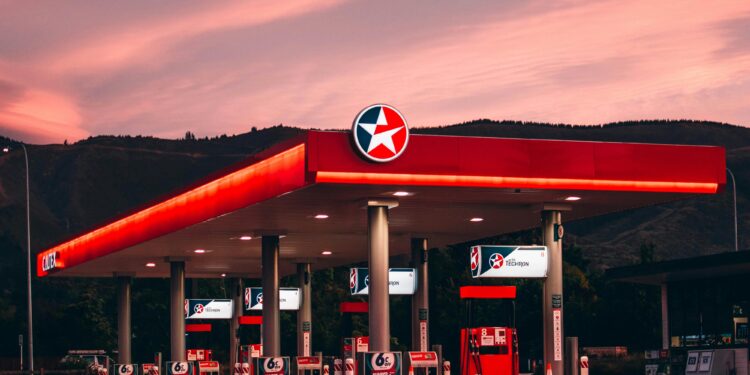 Gas Prices Soar, Democratic Hopes Sink