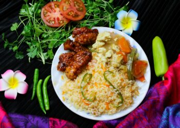 Quick and Easy Egg Fried Rice for Lazy Nights