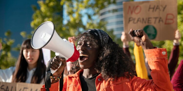 6 Fashion Must-Haves for the #EndBadGovernance Protests