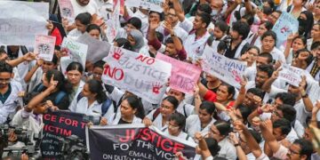 Doctors Across India Strike in Protest of Kolkata Doctor’s Murder