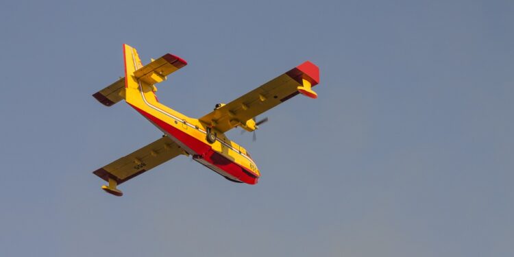 EU Dispatches Fire Planes to Fight Madeira Blaze