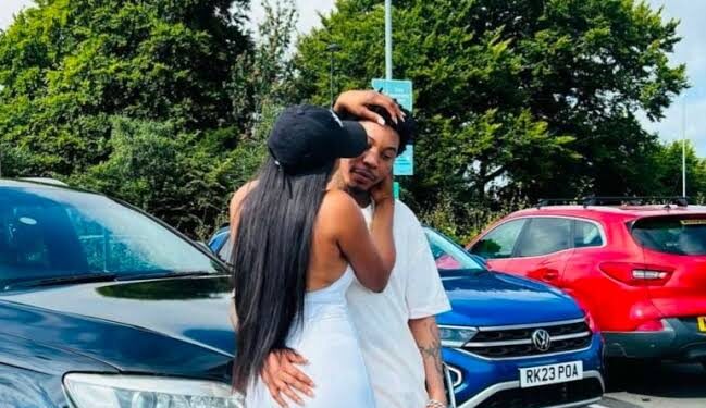 Singer Solidstar Announces Engagement