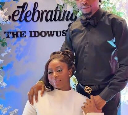 Yhemolee and Tayo B Say ‘I Do’ in Low-Key Court Wedding