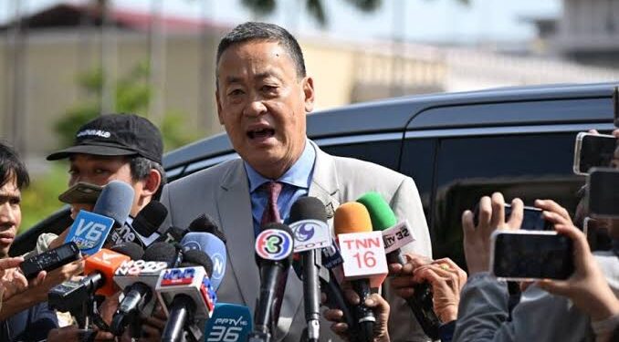 Thailand Constitutional Court Dismisses PM in Ethics Case