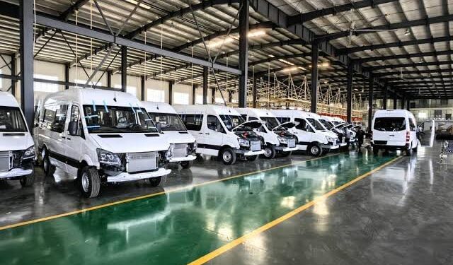 FG Receives 70 Hybrid CNG Buses From Local Manufacturer