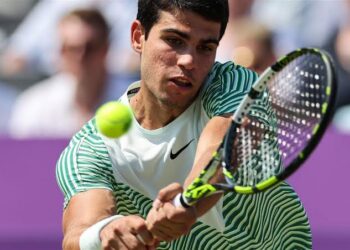 Carlos Alcaraz went down to Gael Monfils in a dramatic opener at the Cincinnati Open