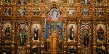 Ukraine Parliament Bans Russian-Linked Orthodox Church 