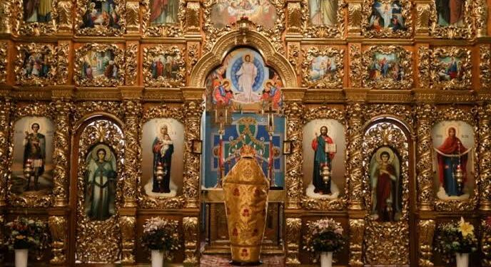 Ukraine Parliament Bans Russian-Linked Orthodox Church 