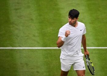 US Open Second-Round Shocker as Botic van de Zandschulp Stuns Carlos Alcaraz