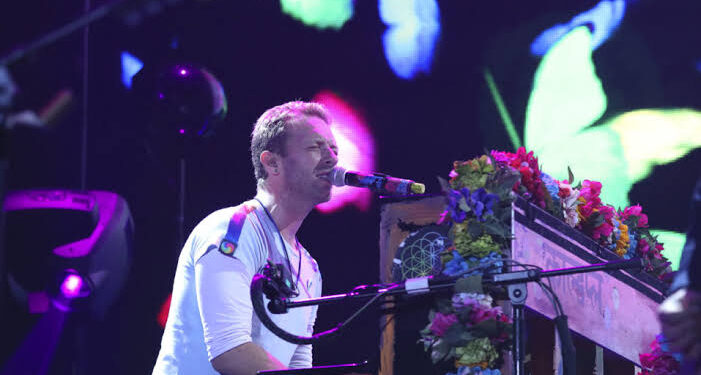 Coldplay Sets Record with $1 Billion Tour
