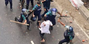 Bangladesh Prime Minister Resigns and Flees Amidst Deadly Protests