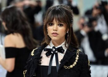 Jenna Ortega Shuts Down Rumors of Romance with Johnny Depp