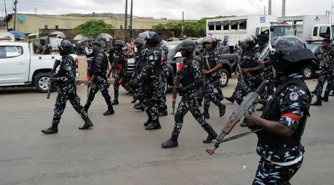 Heightened Conflict Forces Congolese Police to Flee to Uganda