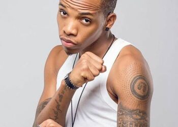 Tekno Dismisses Reports of On-Stage Collapse