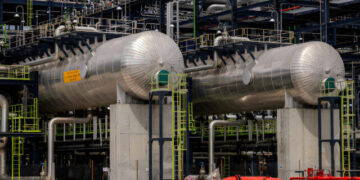 Arewa Youths Protest in Plateau, Demand Crude Oil Supply to Dangote Refinery