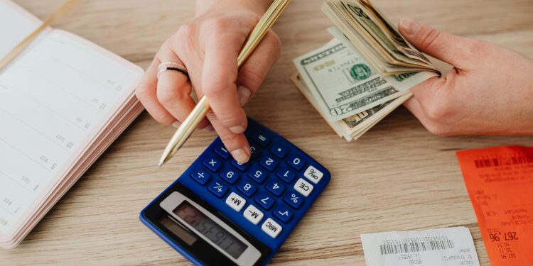 US Inflation Rate Dips To 2.9% In July, Boosting Rate Hopes