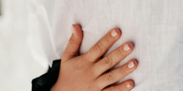 Navigating Long-Distance Relationships: Tips