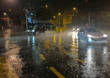 Heavy Rain Disrupts Transport in Japan