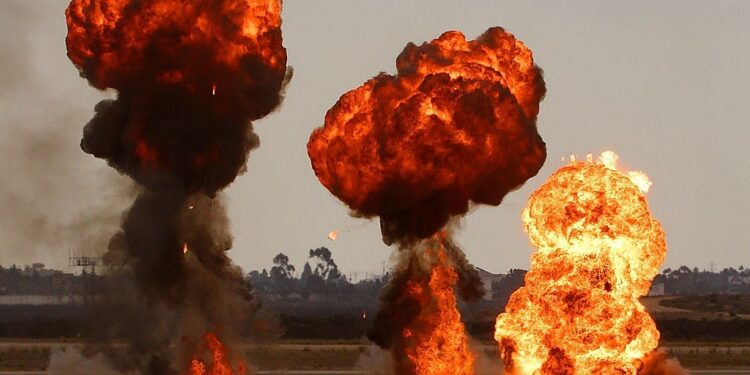 Russian Bomb Hits Kharkiv: Civilians Suffer as World Watches