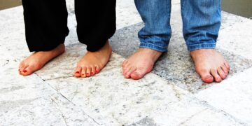 Ingrown Toenail: Symptoms, Causes, and Complications