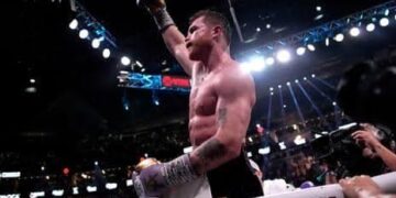 Canelo Alvarez outclasses Berlanga to retain super middleweight title