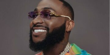 Fans Tease Davido As Wizkid And Burna Boy’s ‘CHOSEN’ Apron Pictures Go Viral