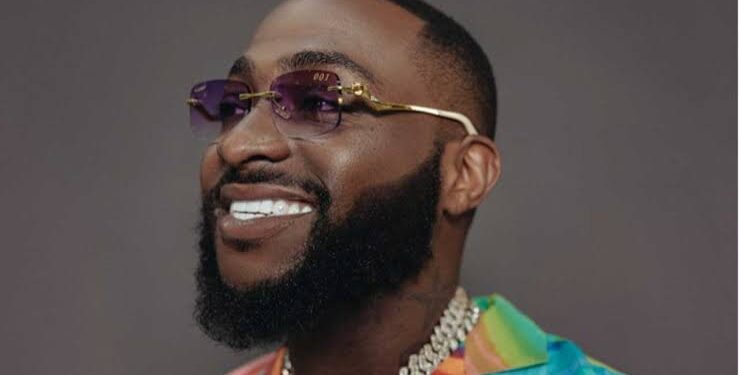 Fans Tease Davido As Wizkid And Burna Boy’s ‘CHOSEN’ Apron Pictures Go Viral