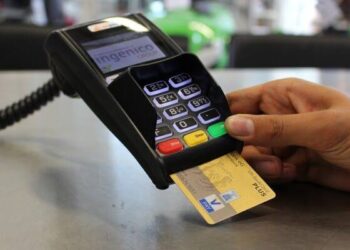 Nigeria Moves Closer To Cashless Economy As E-Payments Hits N572 Trillion