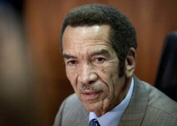 Former Exiled Botswana Leader, Khama Returns Home