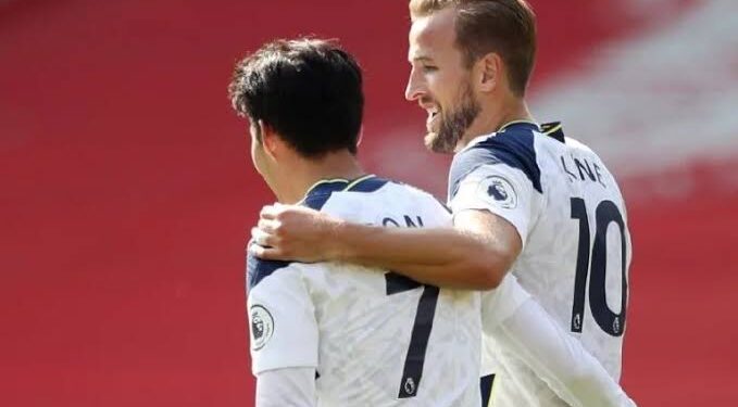 Tottenham Pummel 10-Man Manchester United 3-0 at Old Trafford