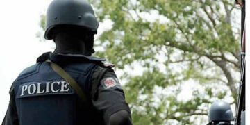 Lagos Police Officers Allegedly Rob Corp Members of N1m in Broad Daylight