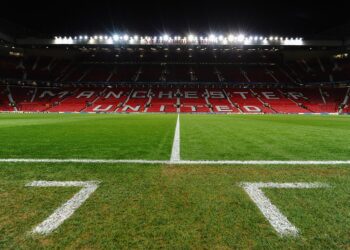 FC Twente Holds Manchester United to Draw in Europa League Opener