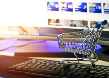 How AI is Powering the Future of E-commerce with Personalized Shopping