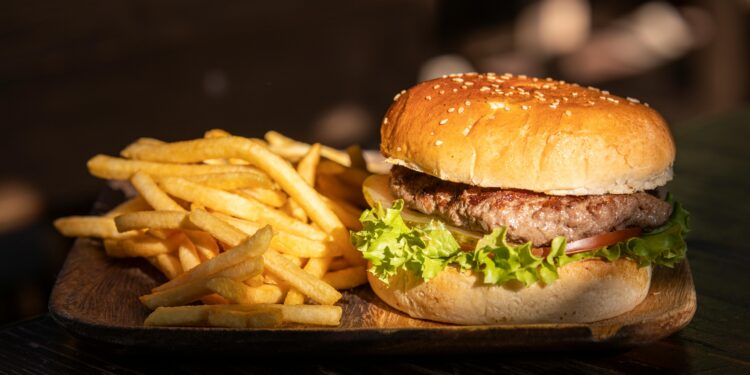 Tired of Boredom Eating? Here’s How to Break Free